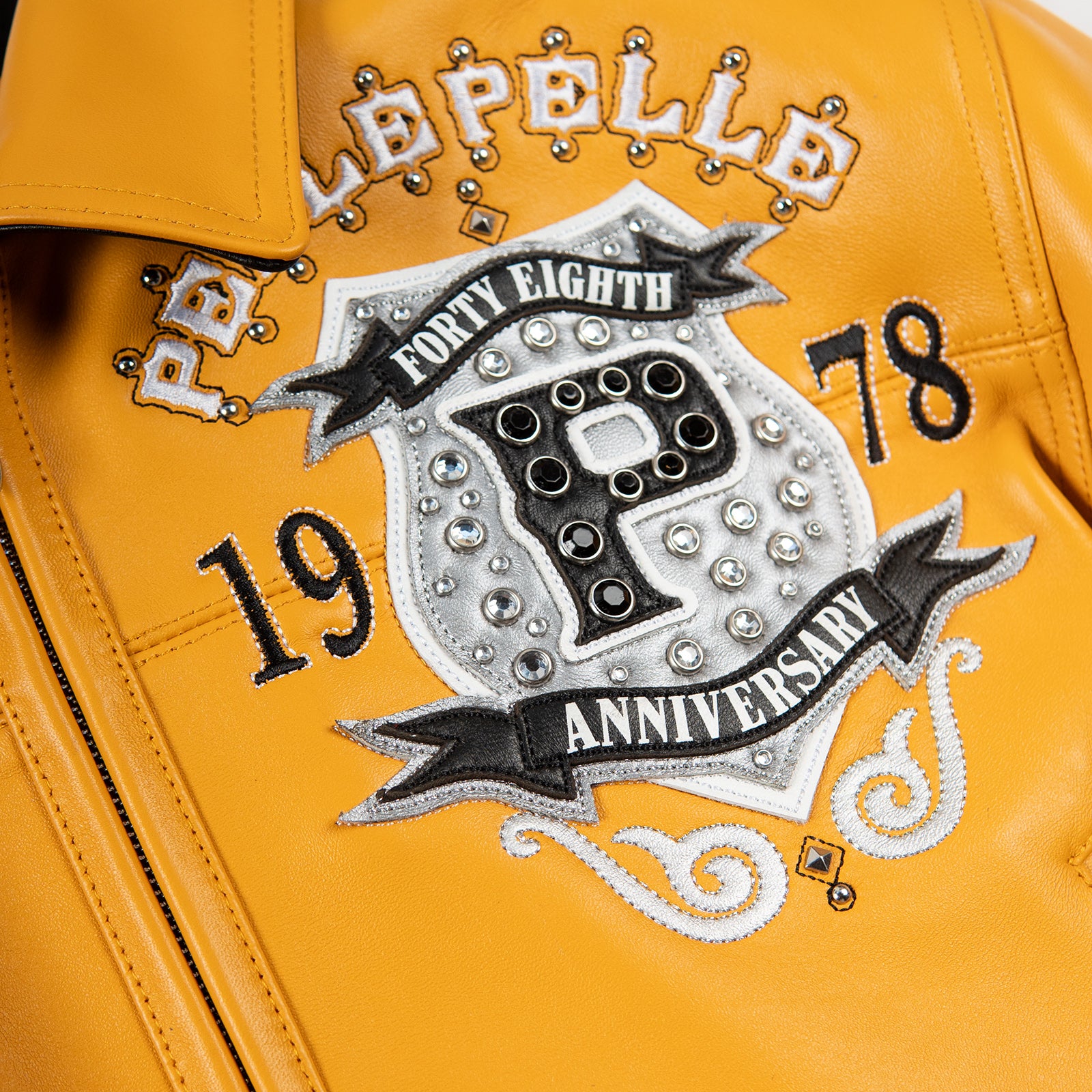 Pelle Pelle Unrivaled Anniversary Womens Crop Jacket